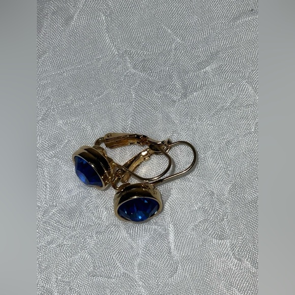 SWAROVSKI Swan MultiColored Bezel Set Crystal Long Necklace & Earrings - Picture 9 of 11